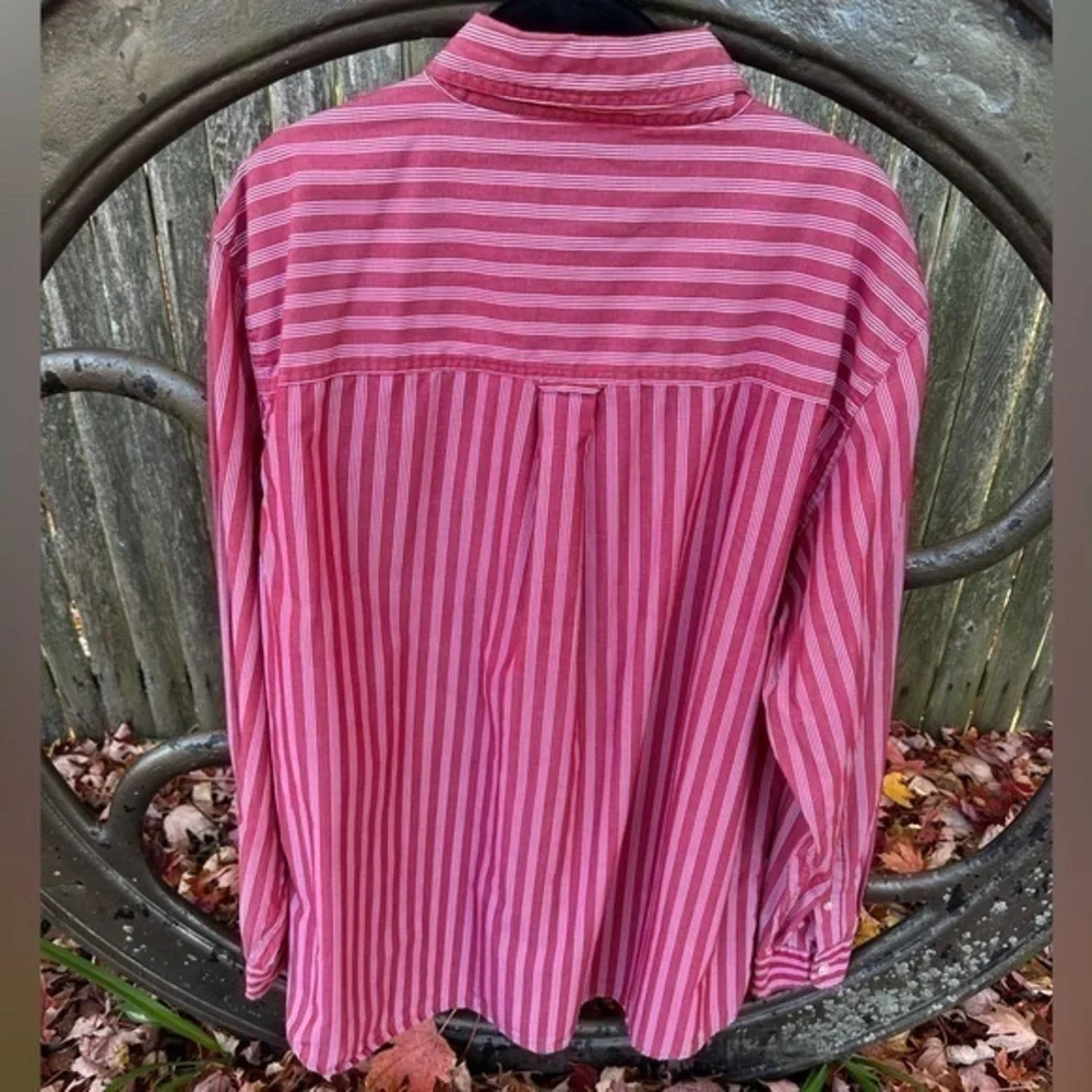 Chaps Men’s Button Down Long Sleeve Shirt (Red & White‎ Striped)